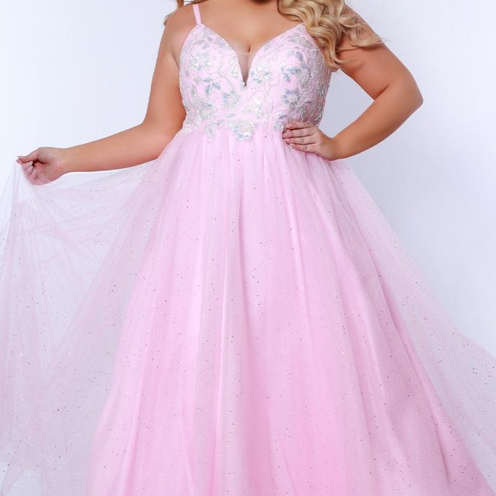 Tease by Sydney's Closet Doll Pink SZ 16